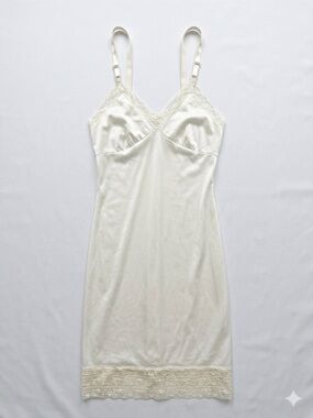 Vintage 70s Opaline White Lace Trim Full Slip Dress Size 38 Antron III Nylon
